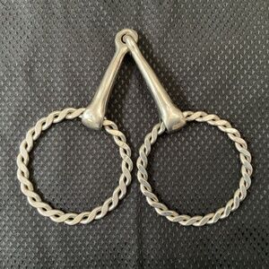 Jointed stainless steel 5” snaffle bit with loose rings